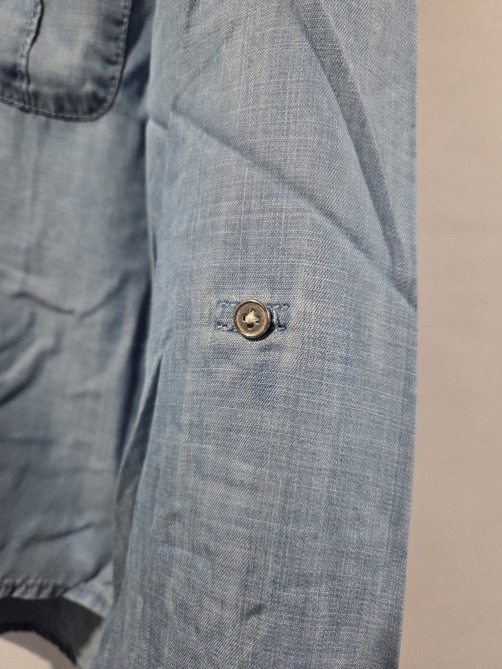 Chico's Button Up Size 1 - Picture 5 of 10